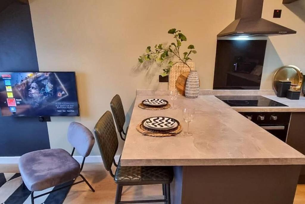 Super Stylish Apartment In Urmston Flat 3 Екстер'єр фото