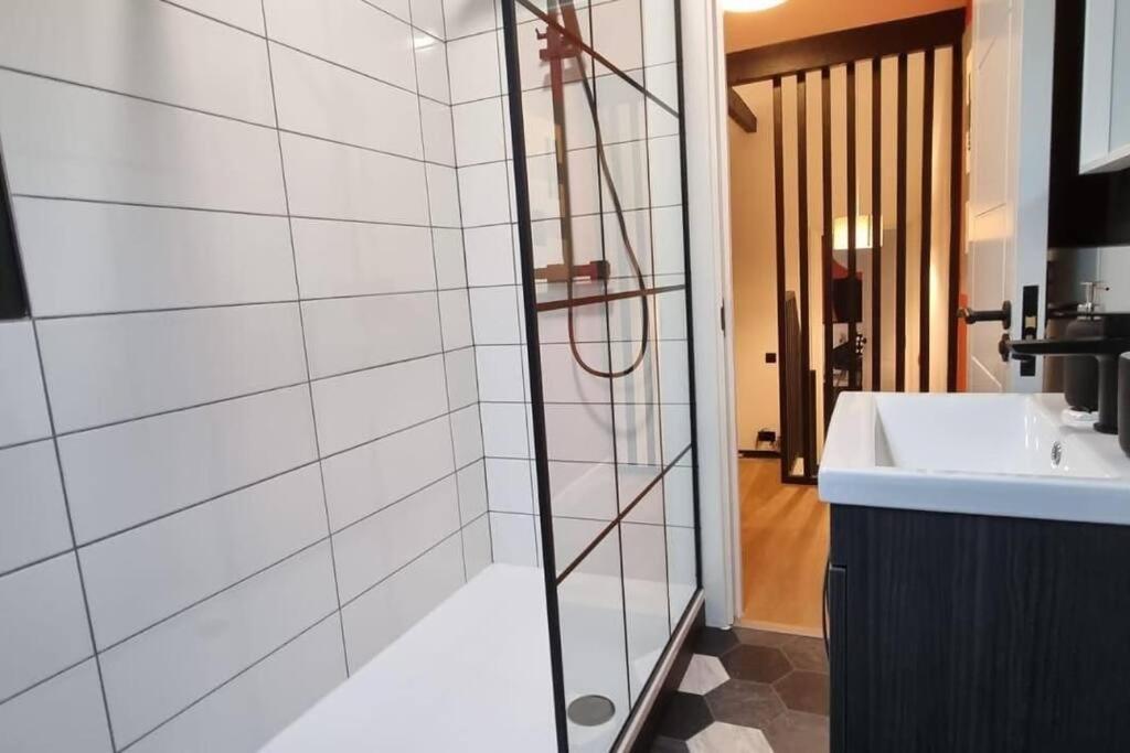 Super Stylish Apartment In Urmston Flat 3 Екстер'єр фото
